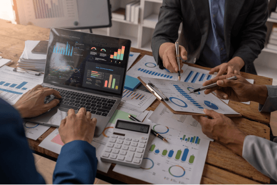 ERP Techsym leve, fácil de utilizar, com controle de orçamento, suprimentos, financeiro, contábil e fiscal. Sua equipe e a equipe da Servihaus trabalharão juntas no ERP Techsym.